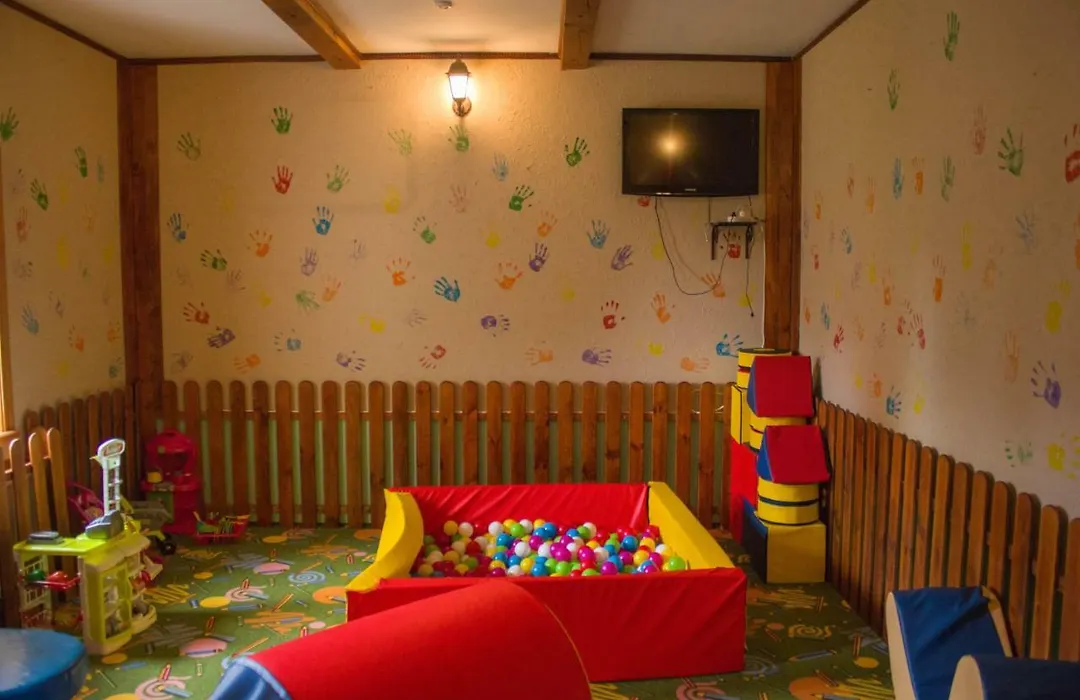 Stara Vezha Hotel-1