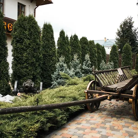Stara Vezha Hotel-3